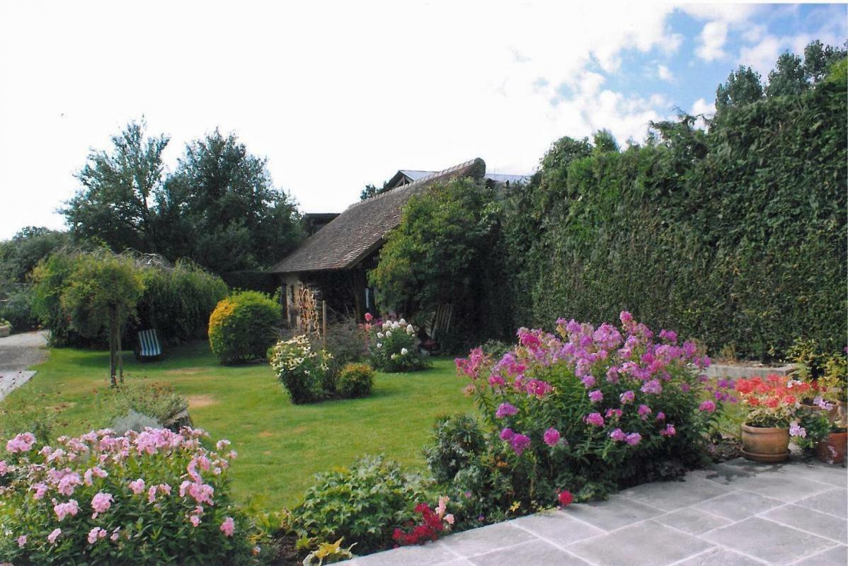 Chambre D'Hote Courtoux Saint-Denis-sur-Sarthon Екстер'єр фото