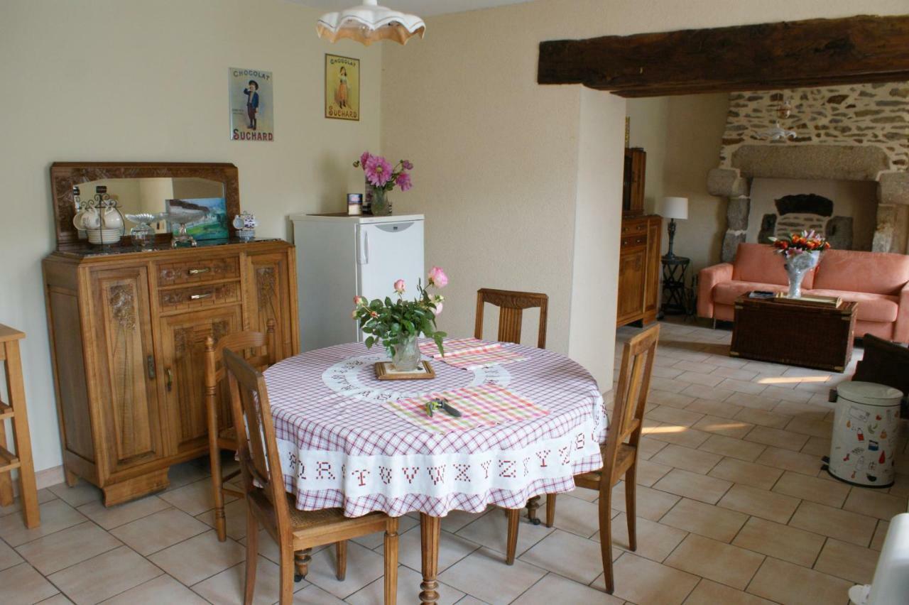 Chambre D'Hote Courtoux Saint-Denis-sur-Sarthon Екстер'єр фото